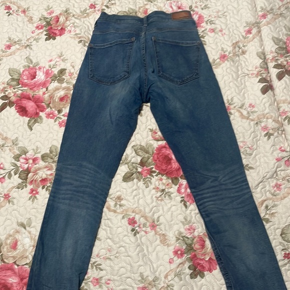 Jeans - Picture 2 of 3